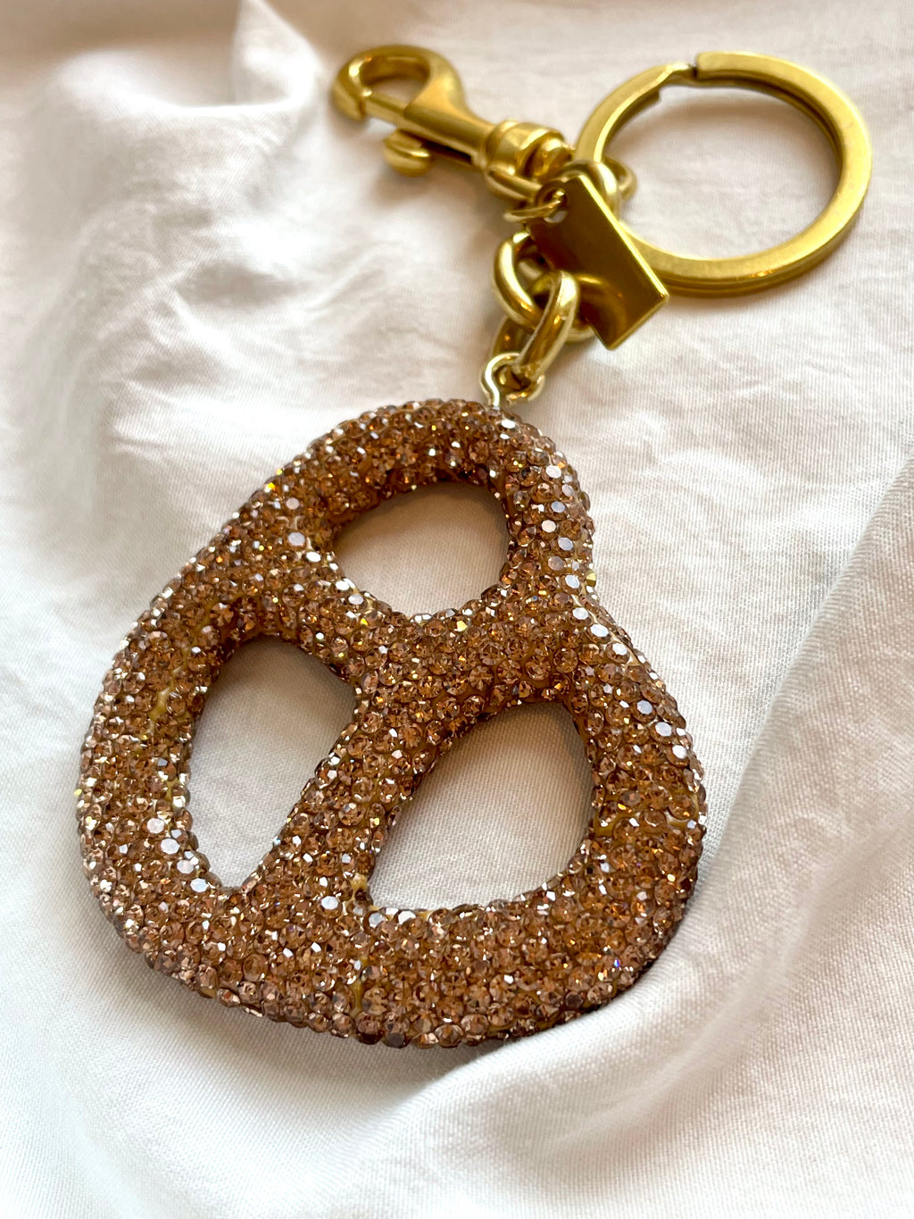 Rhinestone Pretzel Bag Charm Keychain – Sparkly Purse & Handbag Accessory