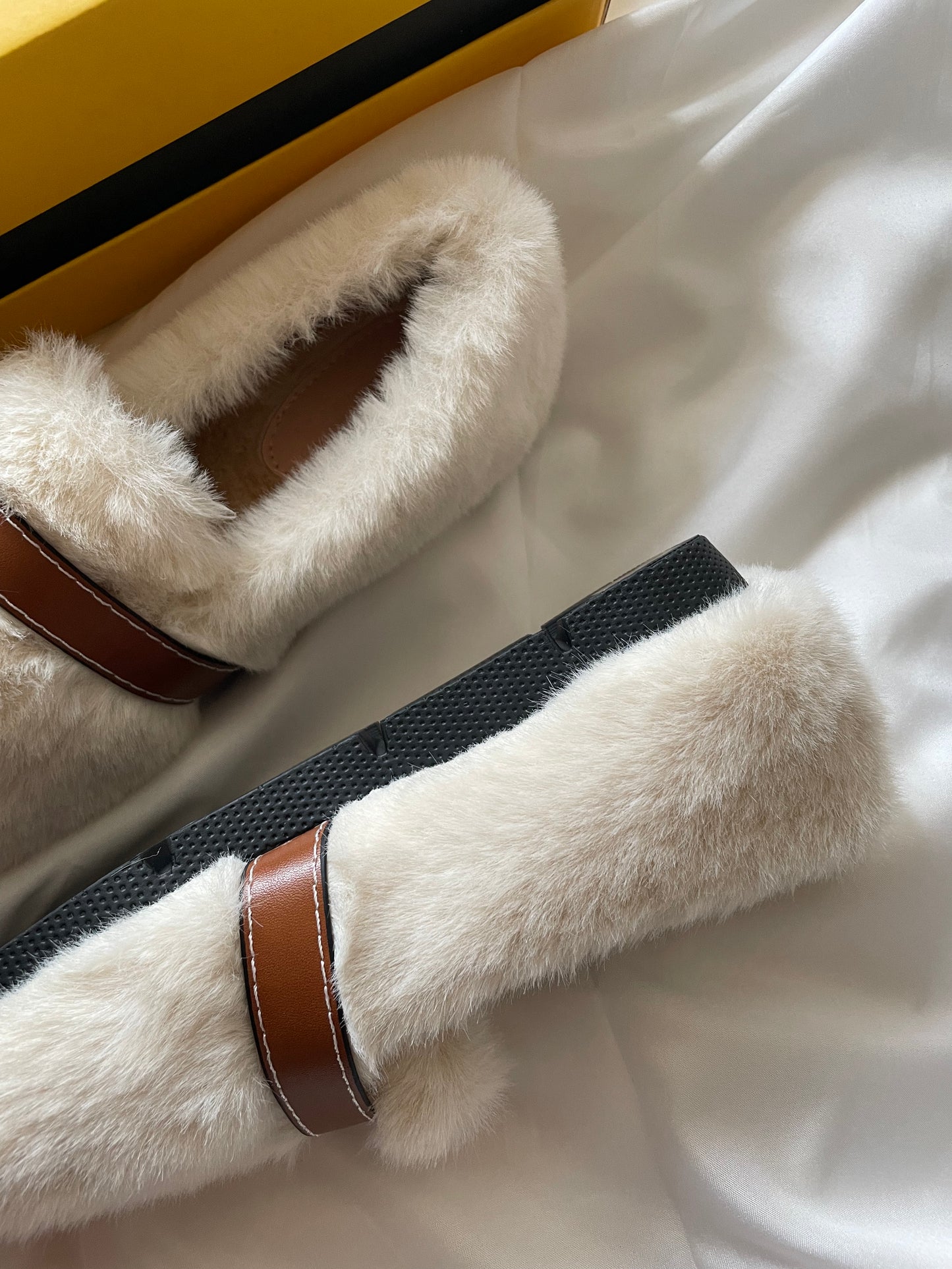 Cute(LoeweStyle)♥ Fluffy Loafer