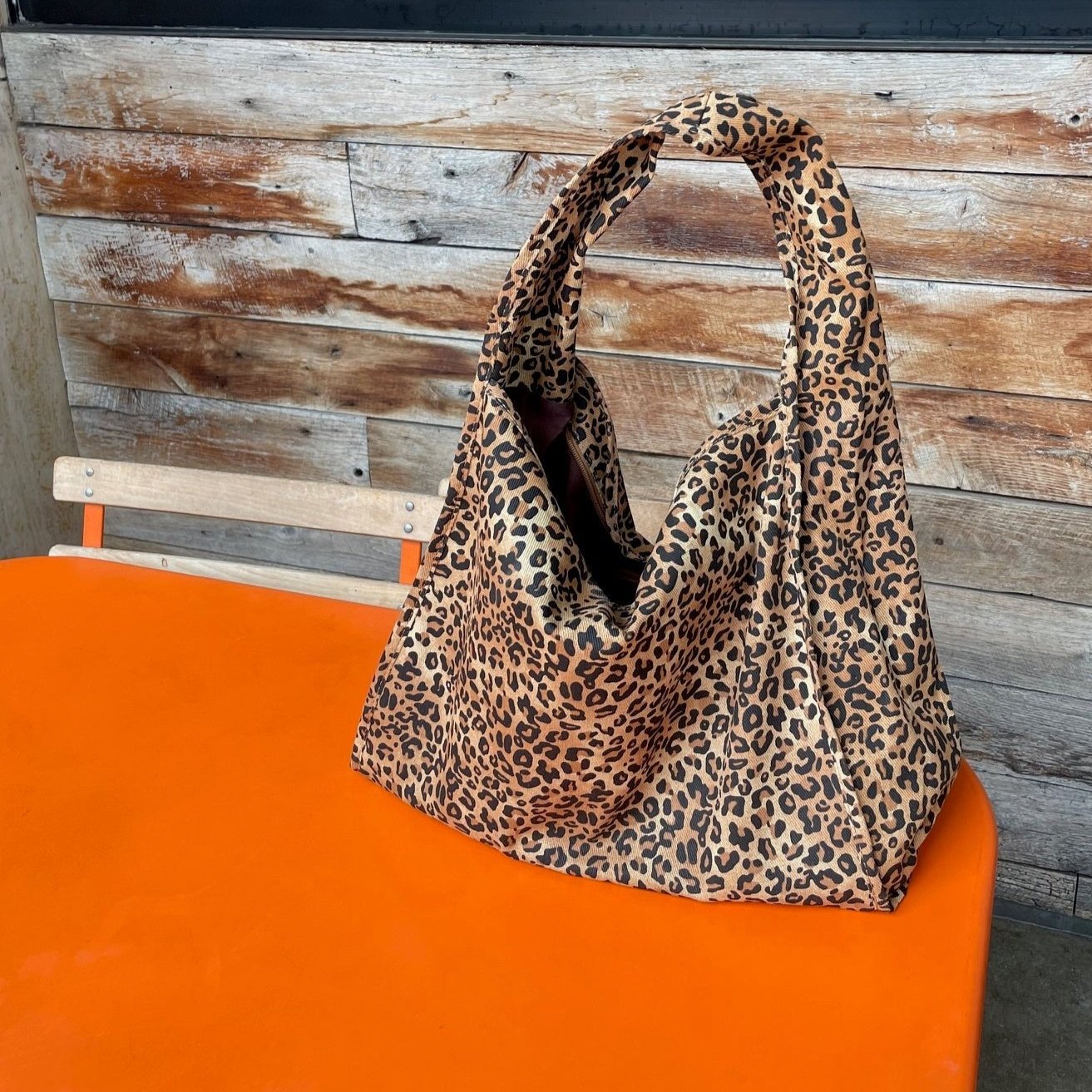 Leopard Large Capacity Shoulder Canvas Bag