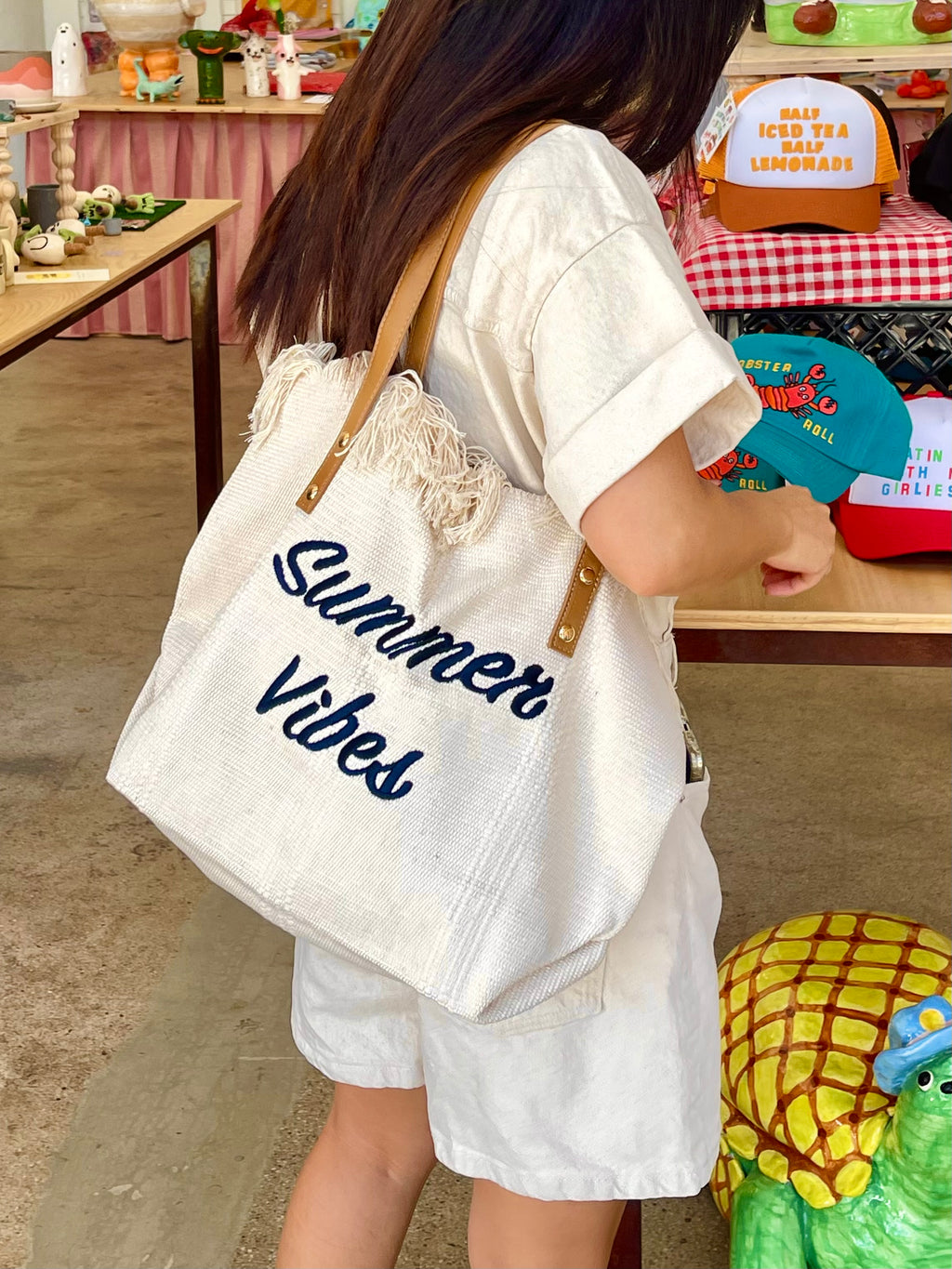 Summer Vibes Embroidered Tote Bag – Lightweight Canvas Shoulder Bag for Beach & Everyday Use