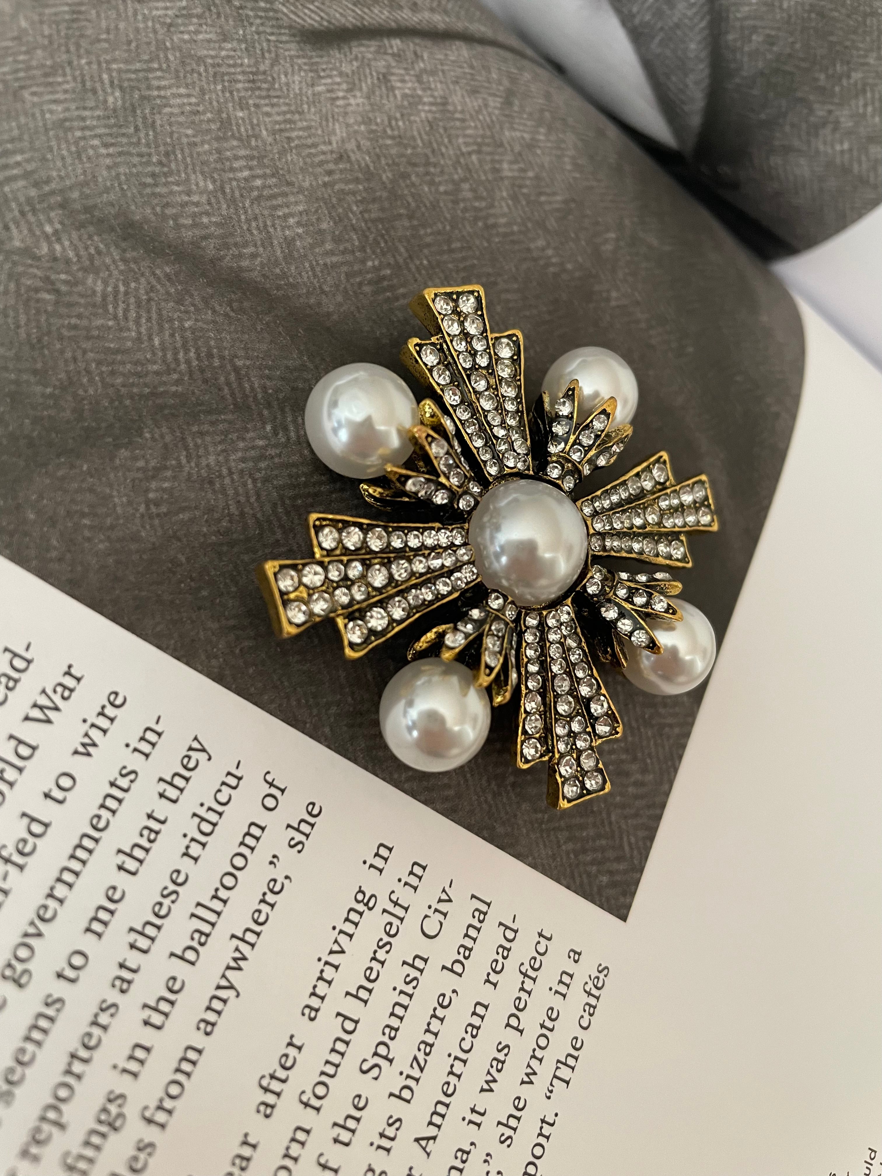 Vintage Style Pearl  Brooch