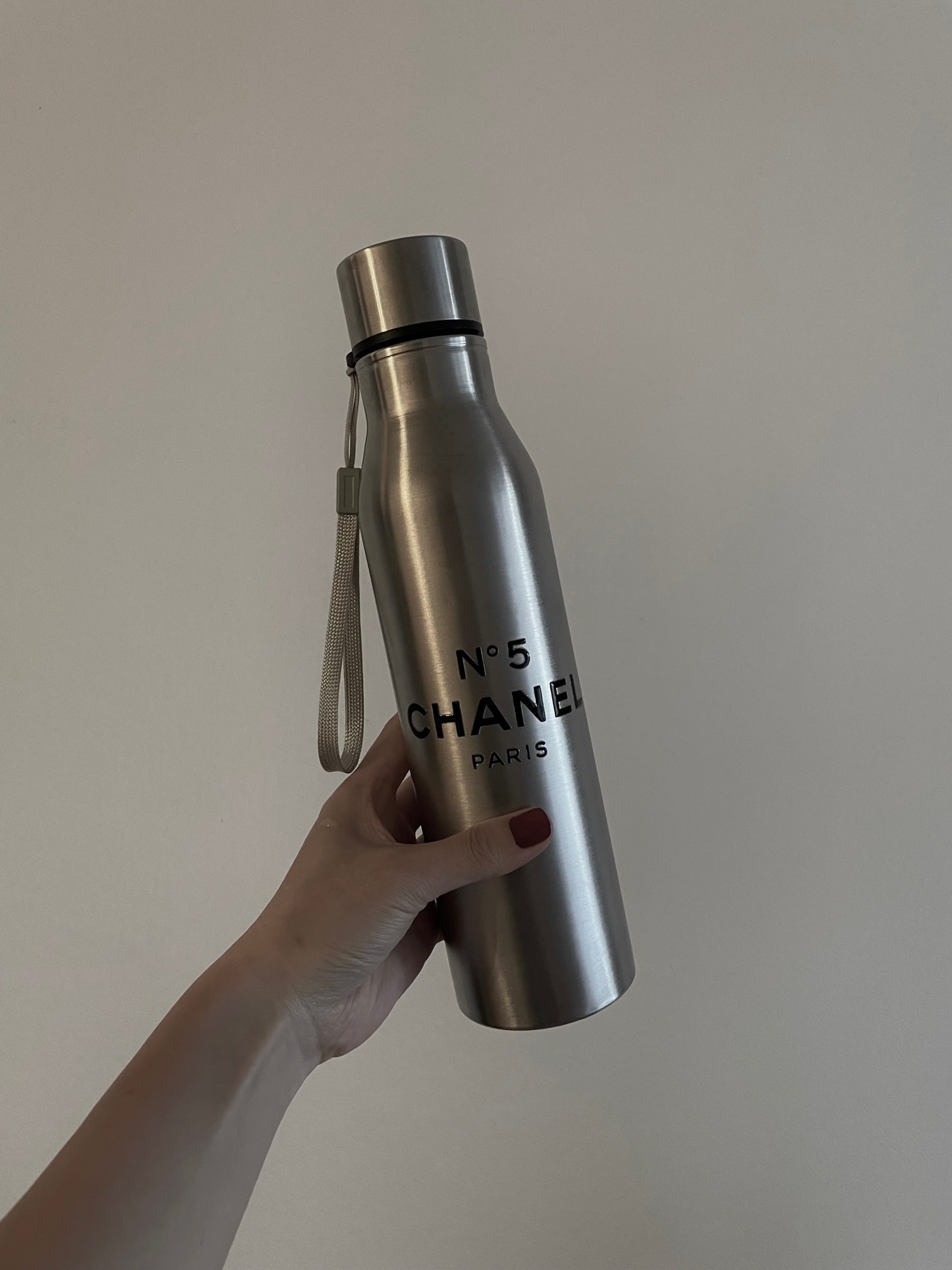Stainless Steel Water Bottle with Logo – Durable & Reusable Hydration Bottle