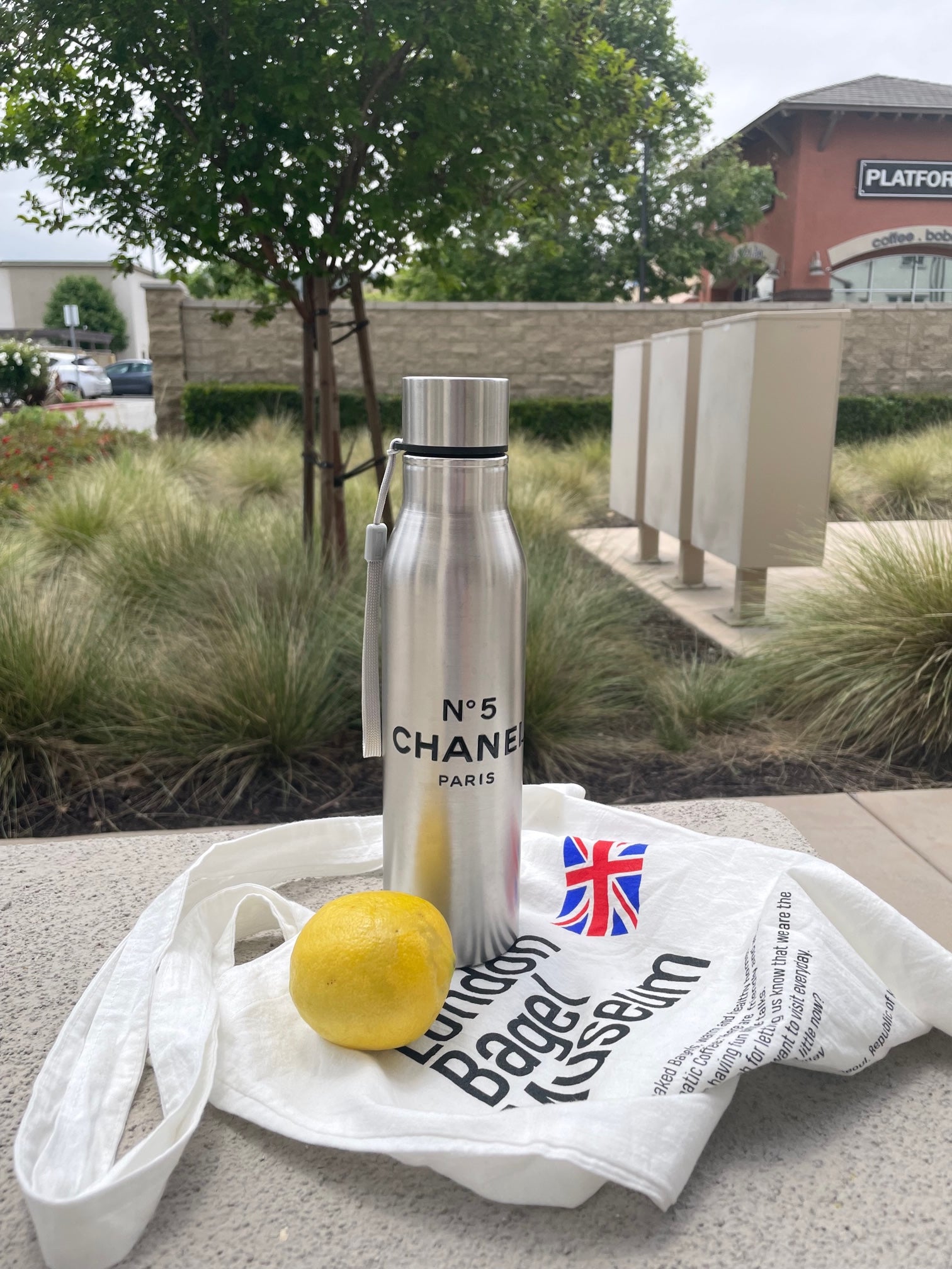 Stainless Steel Water Bottle with Logo – Durable & Reusable Hydration Bottle