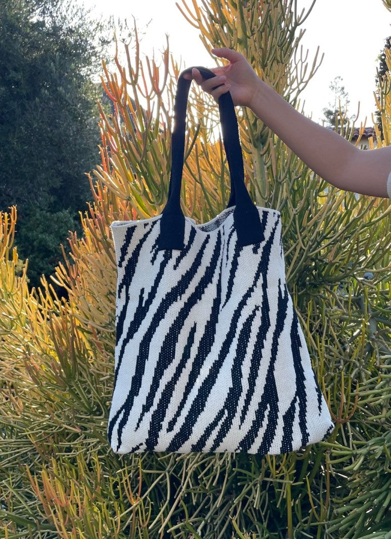 Animal Print Knit Tote 2 Colors