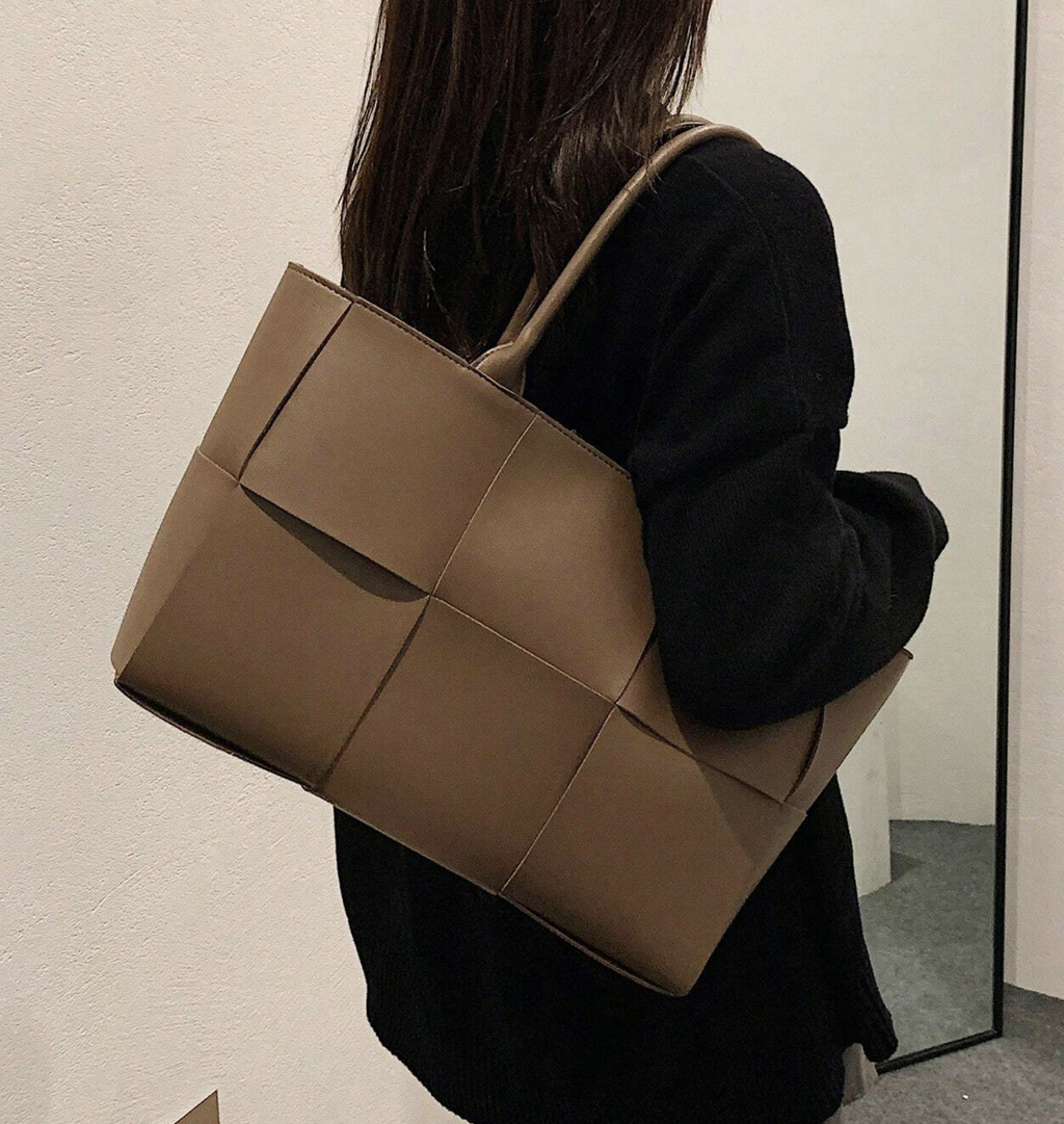 Woven Shoulder Bag with Pouch Inside, Minimalist PU Leather Adjustable Strap Bags