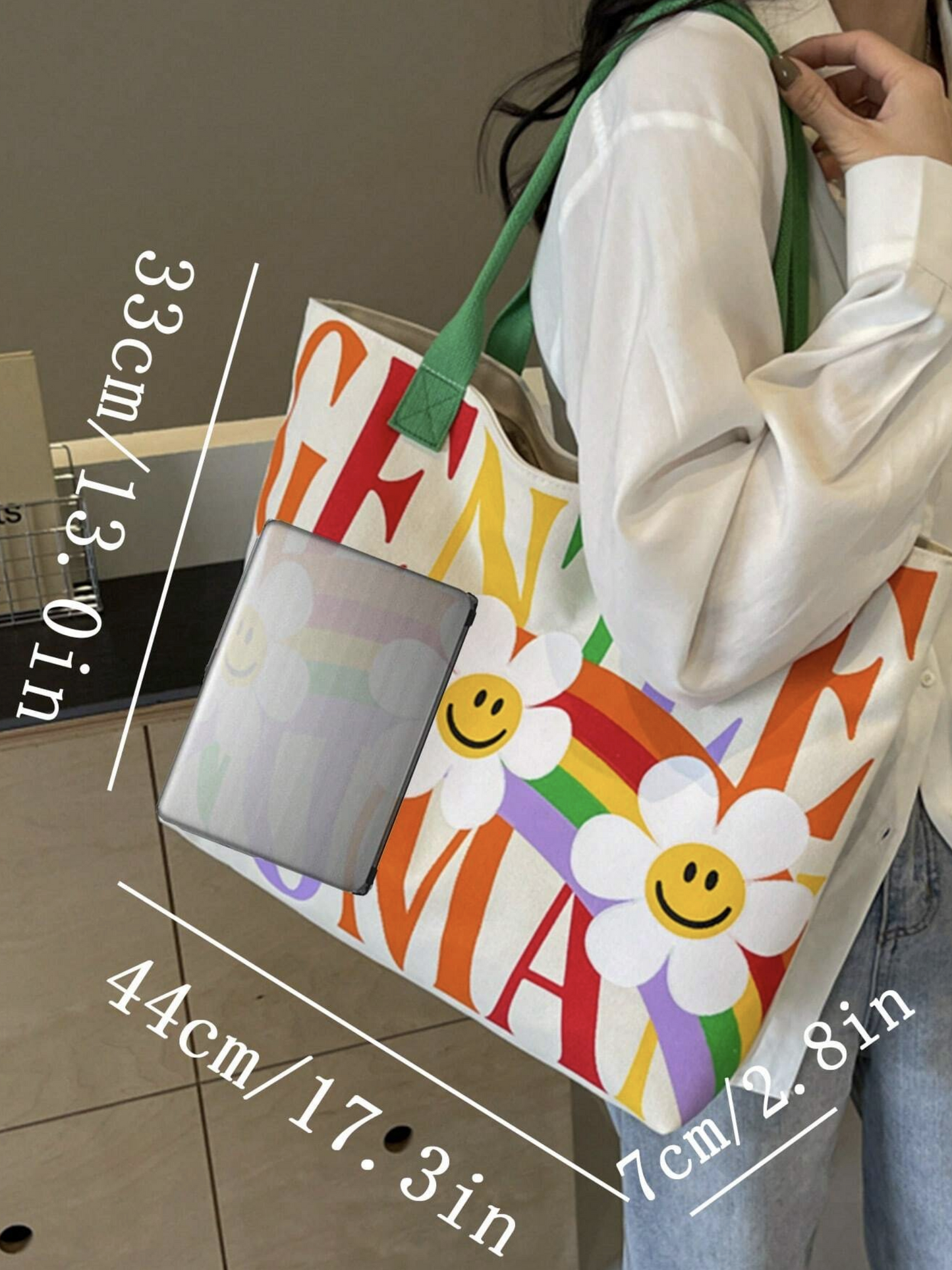 Daisy Graphic Printed Tote Bag