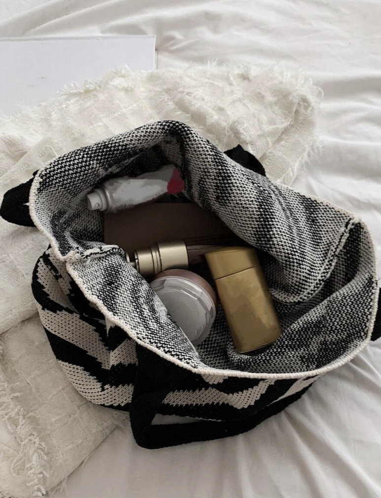Animal Print Knit Tote 2 Colors