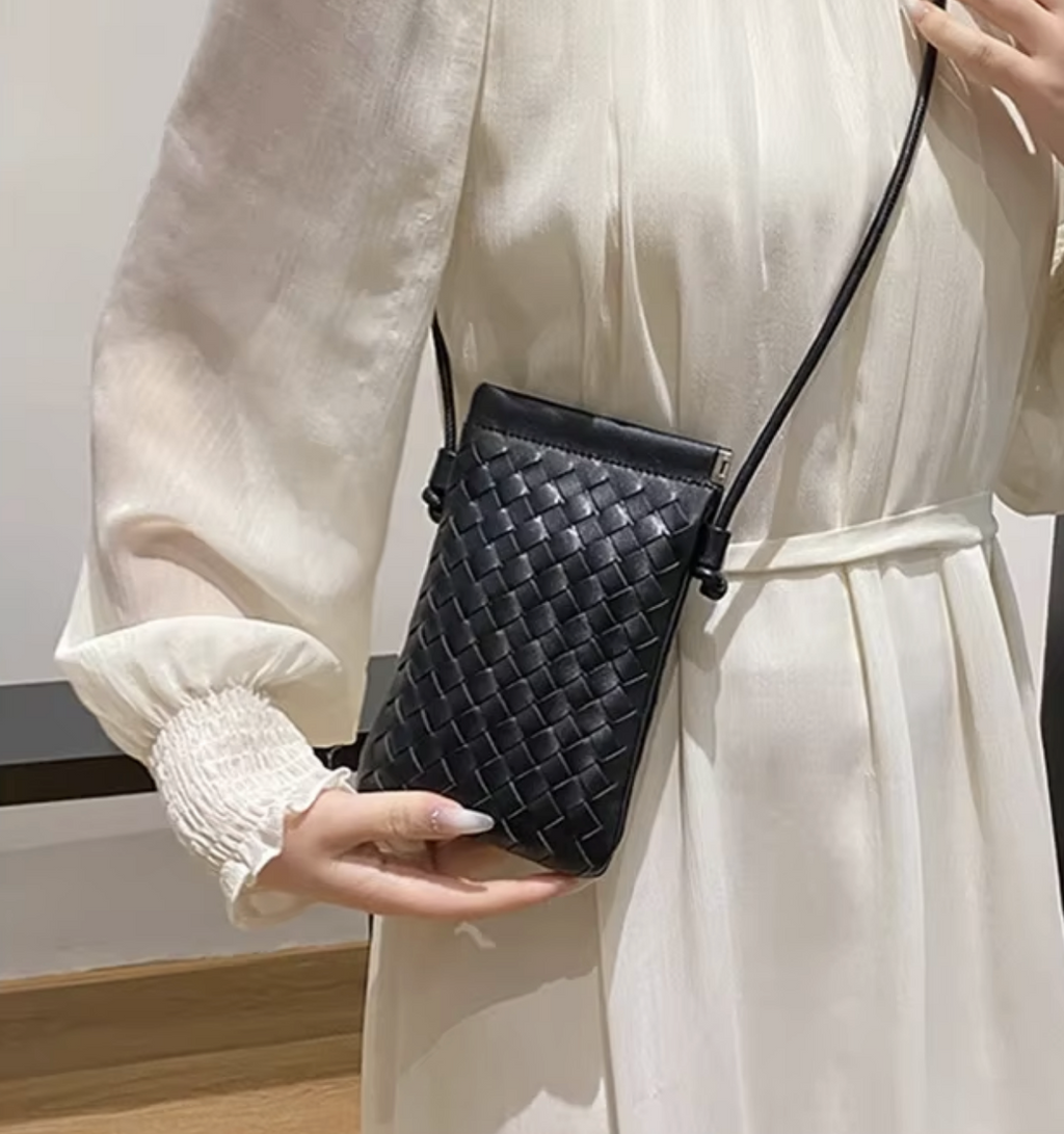 Mini Woven Crossbody Bags for Women, Trendy Vegan Leather Shoulder Bag