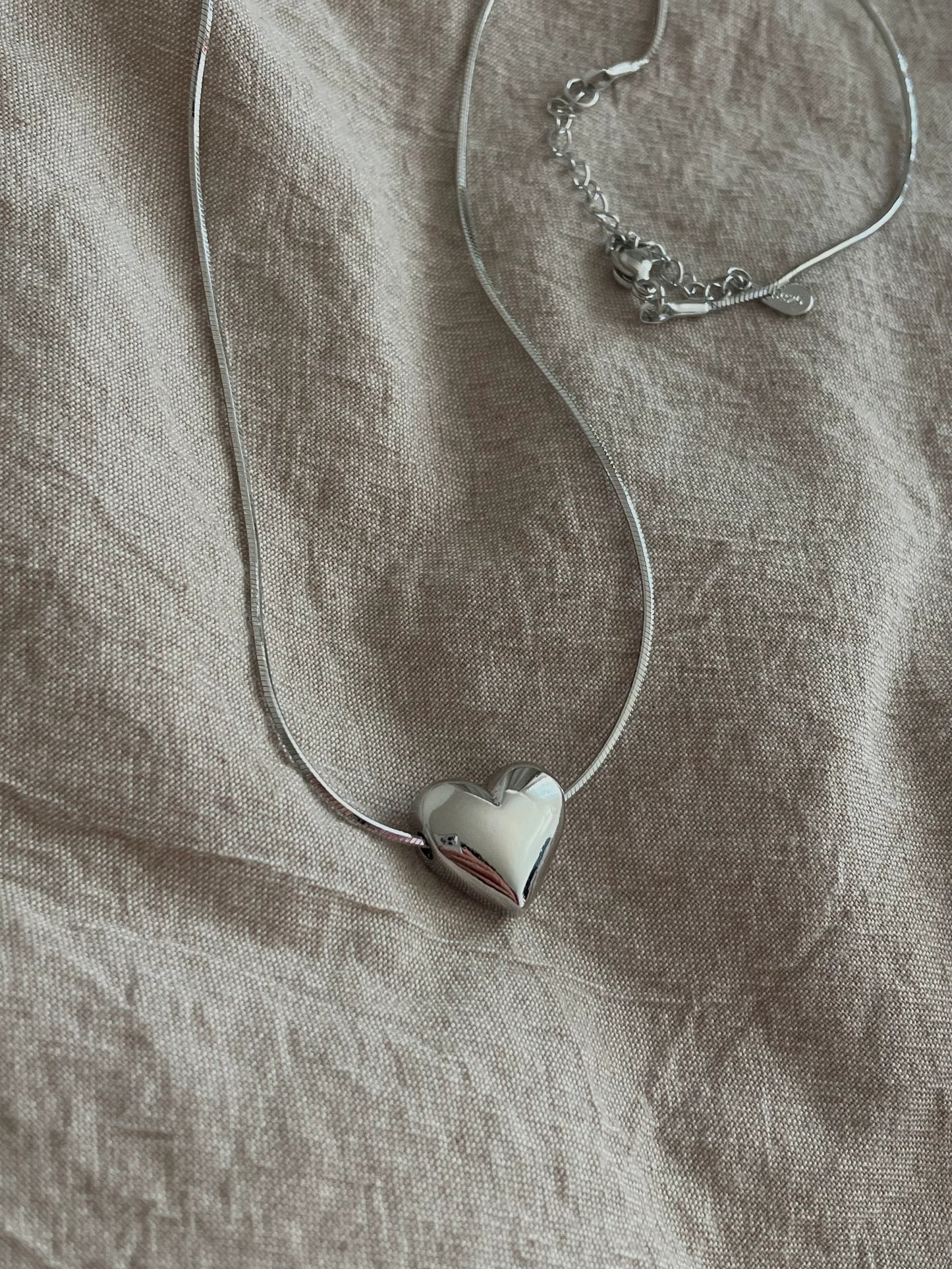 Trendy (Solid)♥ 925 Sterling Silver Heart Necklace (Small)