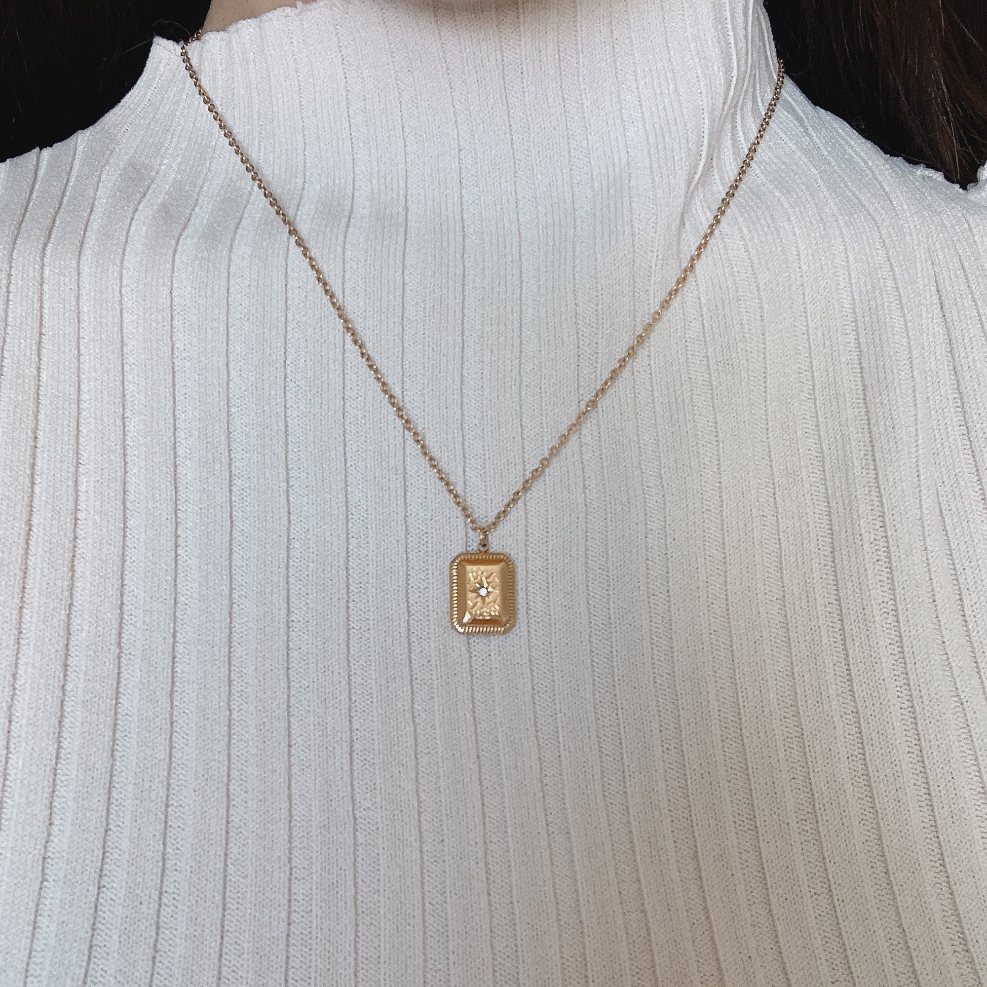 18K Gold Plated Starburst Necklace for Women, Stainless Steel, Non-Tarnish, Scratch-Resistant, Dainty Gold Pendant Necklace, Everyday Jewelry, Gift for Her
